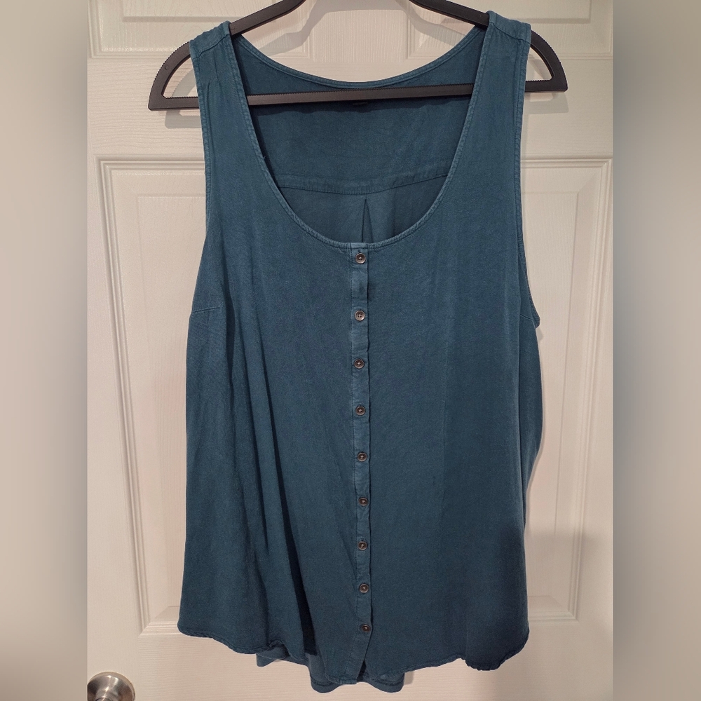 Torrid Sleeveless Top